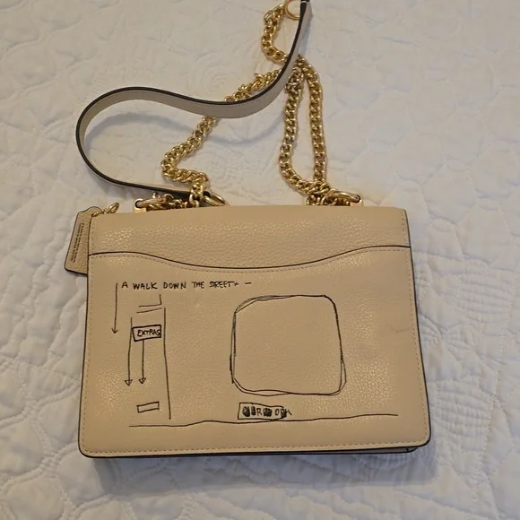 Coach Cream Shoulder Bag with Gold Chain - Picture 5 of 7